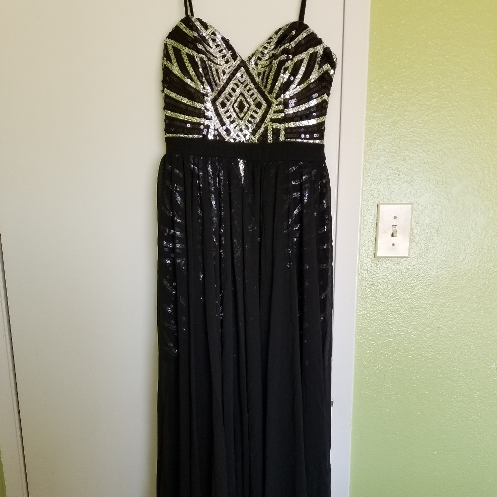 PROM DRESS